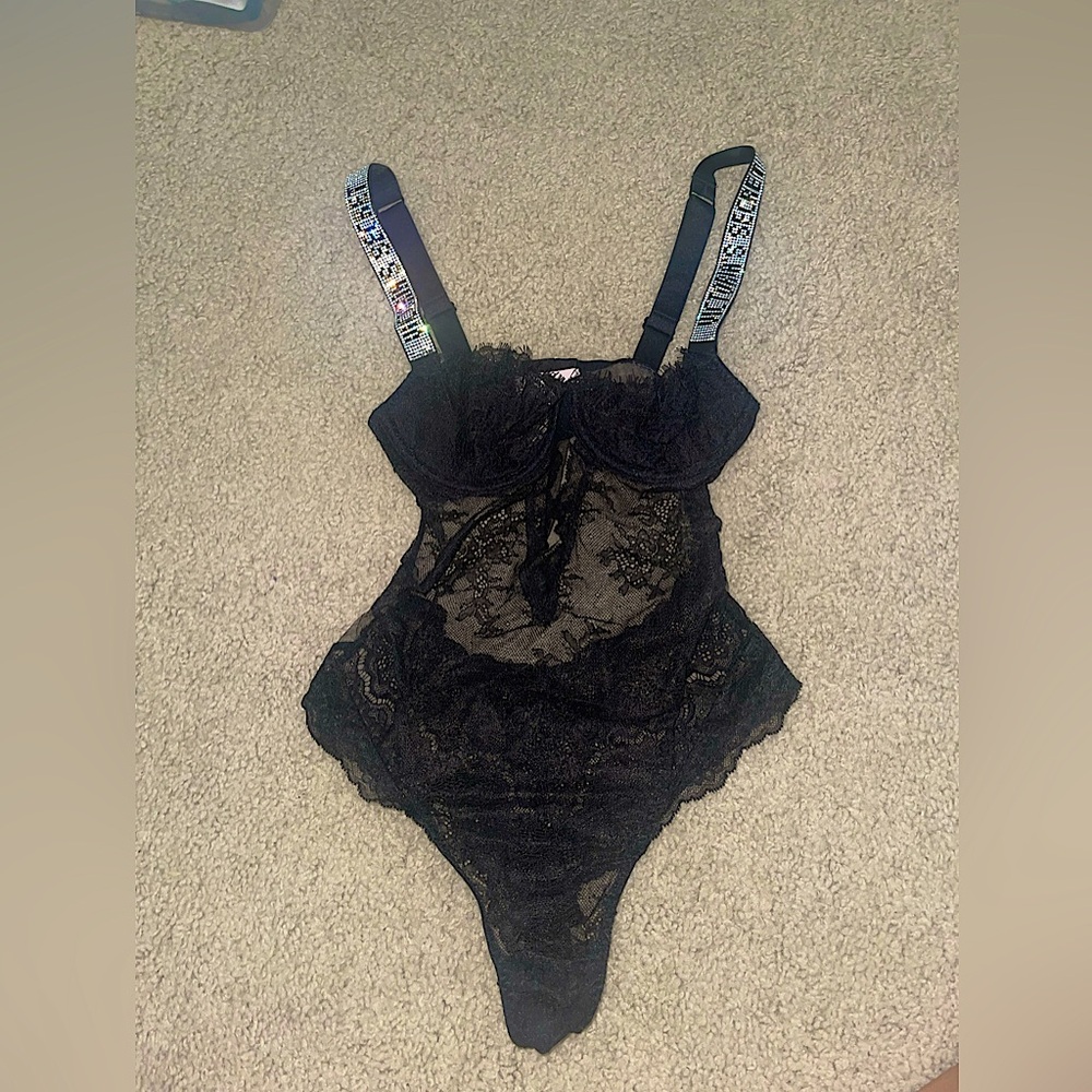 Victoria’s Secret Black Lace Bodysuit with Shine Straps XS
